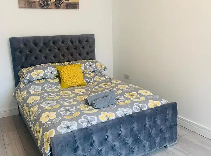 Sandleigh Apartament